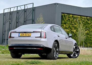 Volvo ES90